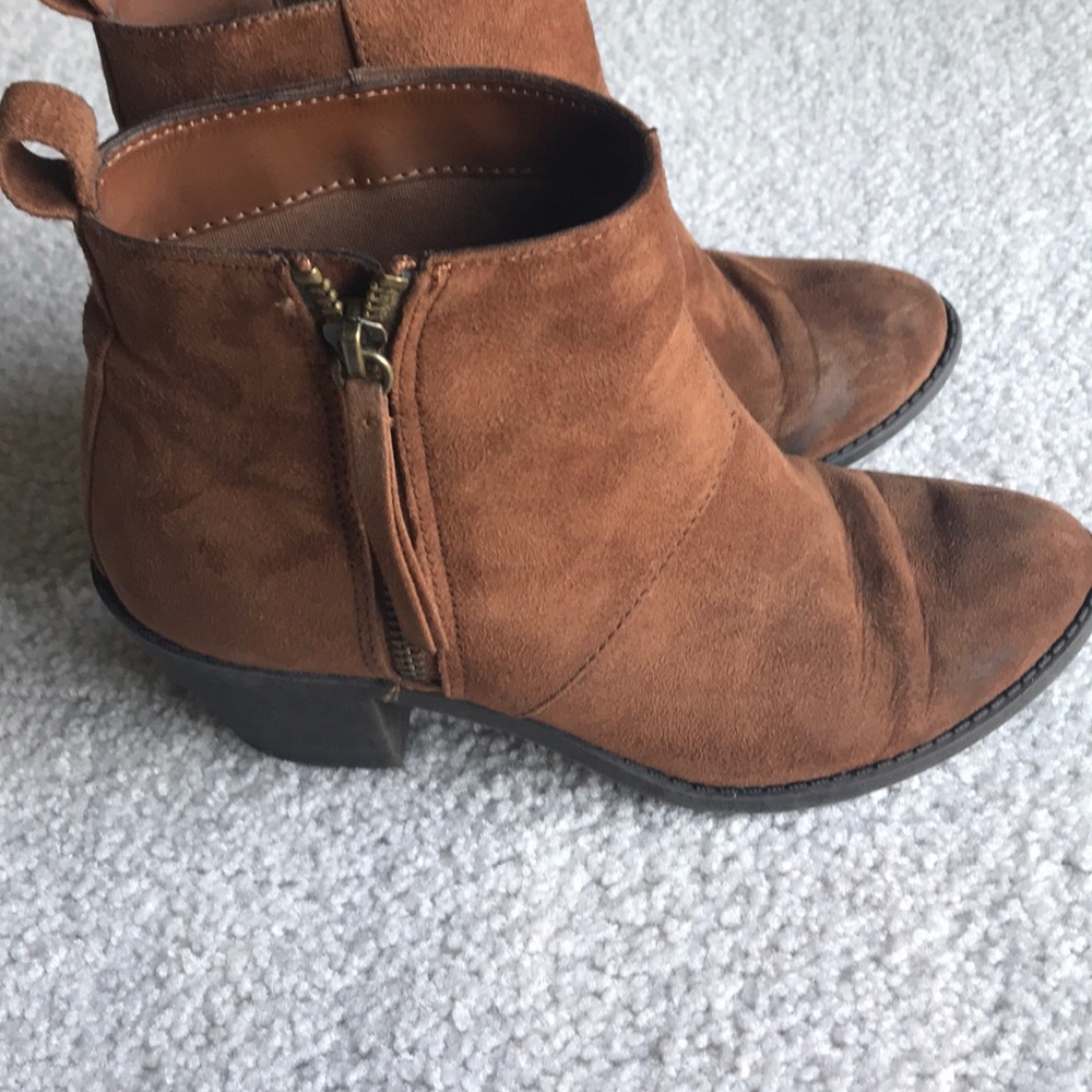 Brown ankle booties!
